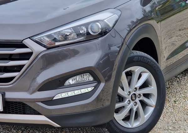 Hyundai Tucson cena 82900 przebieg: 98000, rok produkcji 2019 z Jasień małe 742